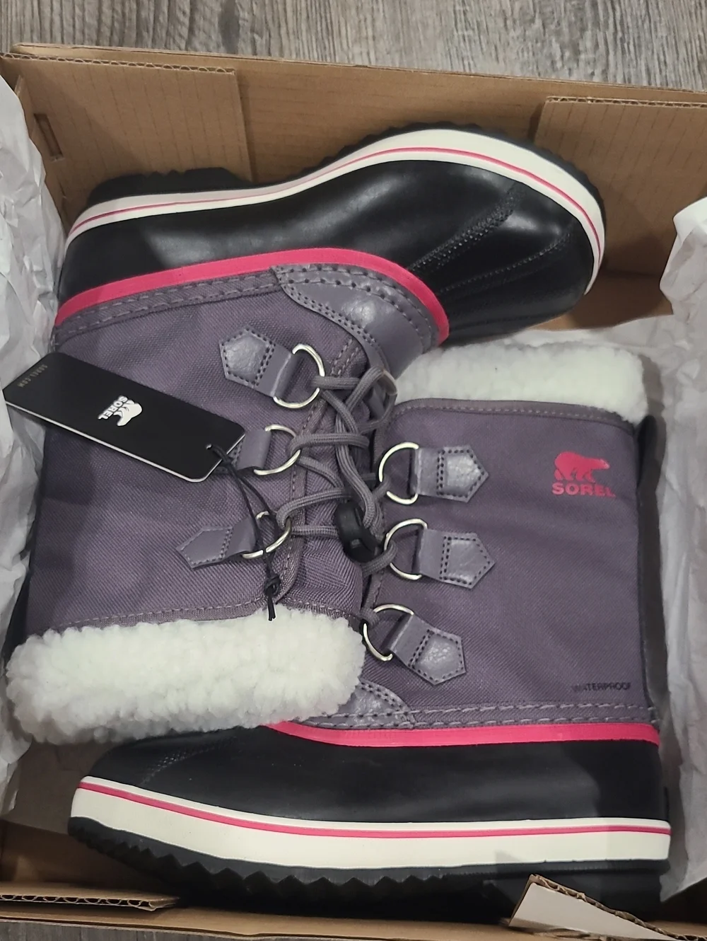 Sorel new box